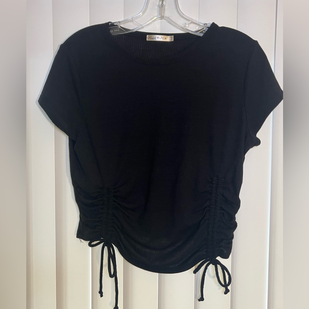 Heart Hips Black Ruched Cap Sleeve Crop Top